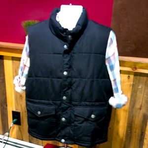 Old Navy Black Puffer Vest